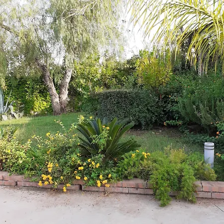 Con Piscina In Campagna Villa