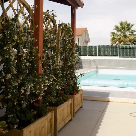 Villa Con Piscina In Campagna *